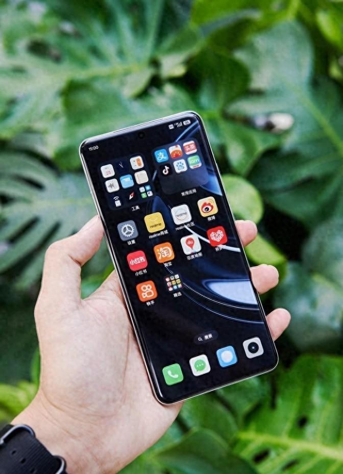 120倍變焦!真我GT7Pro首銷3599元起,影像體驗如何?